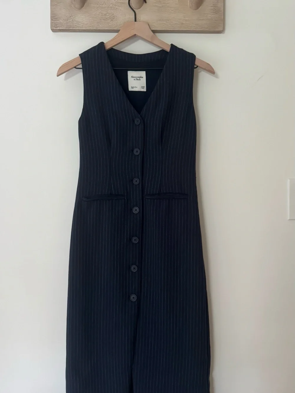 Abercrombie & Fitch Navy Pinstripe Sleeveless Button-Front Maxi Dress
